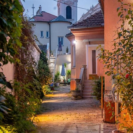 Apartman Centar Sremski Karlovci Ngoại thất bức ảnh