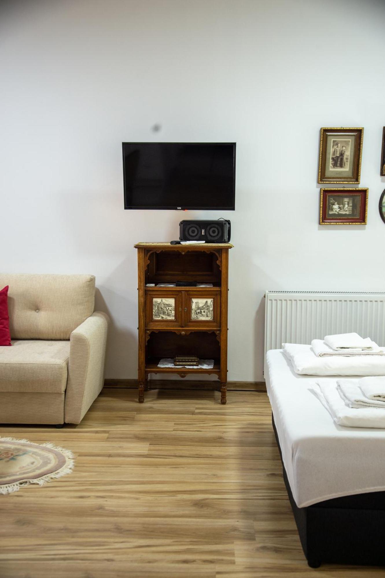 Apartman Centar Sremski Karlovci Ngoại thất bức ảnh