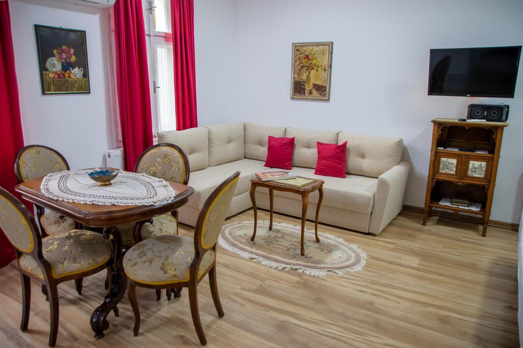 Apartman Centar Sremski Karlovci Ngoại thất bức ảnh