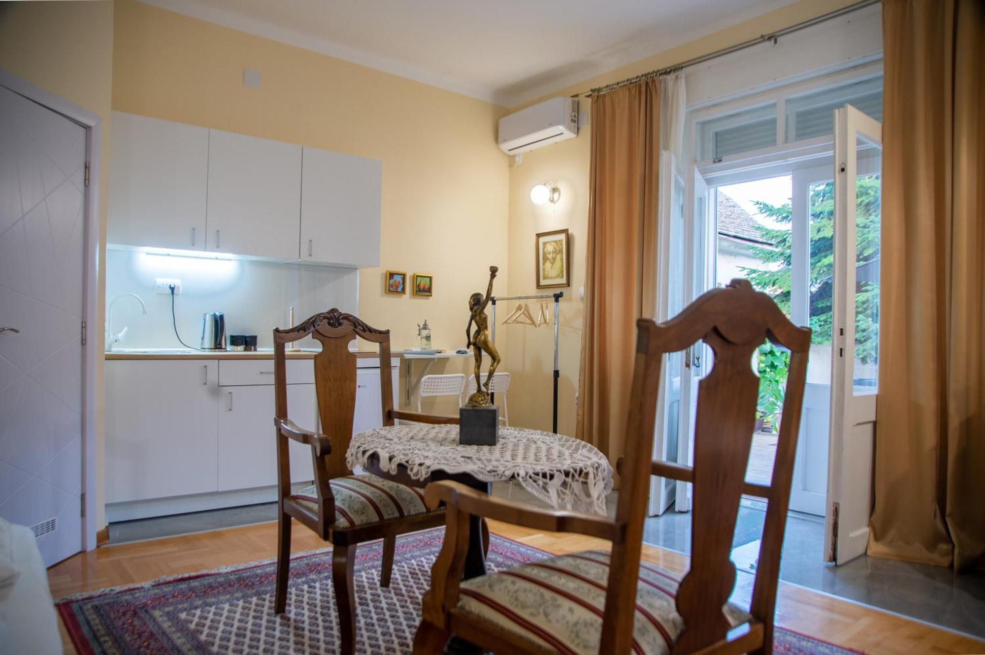 Apartman Centar Sremski Karlovci Ngoại thất bức ảnh