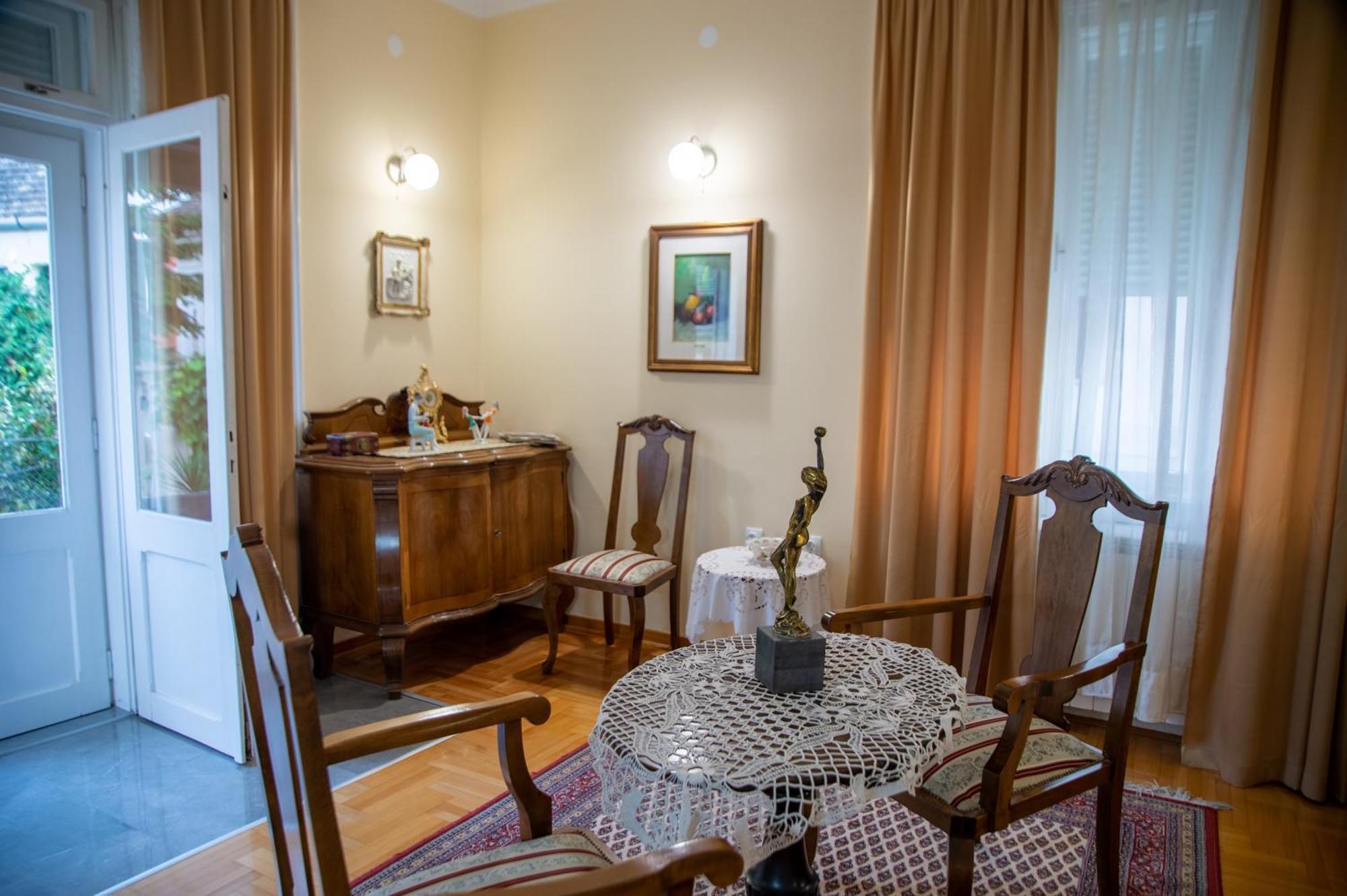 Apartman Centar Sremski Karlovci Ngoại thất bức ảnh