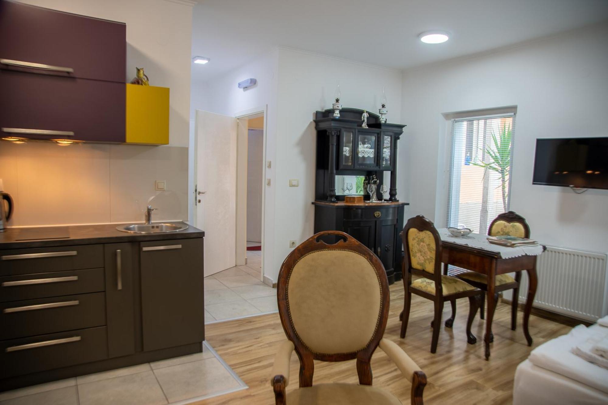 Apartman Centar Sremski Karlovci Ngoại thất bức ảnh